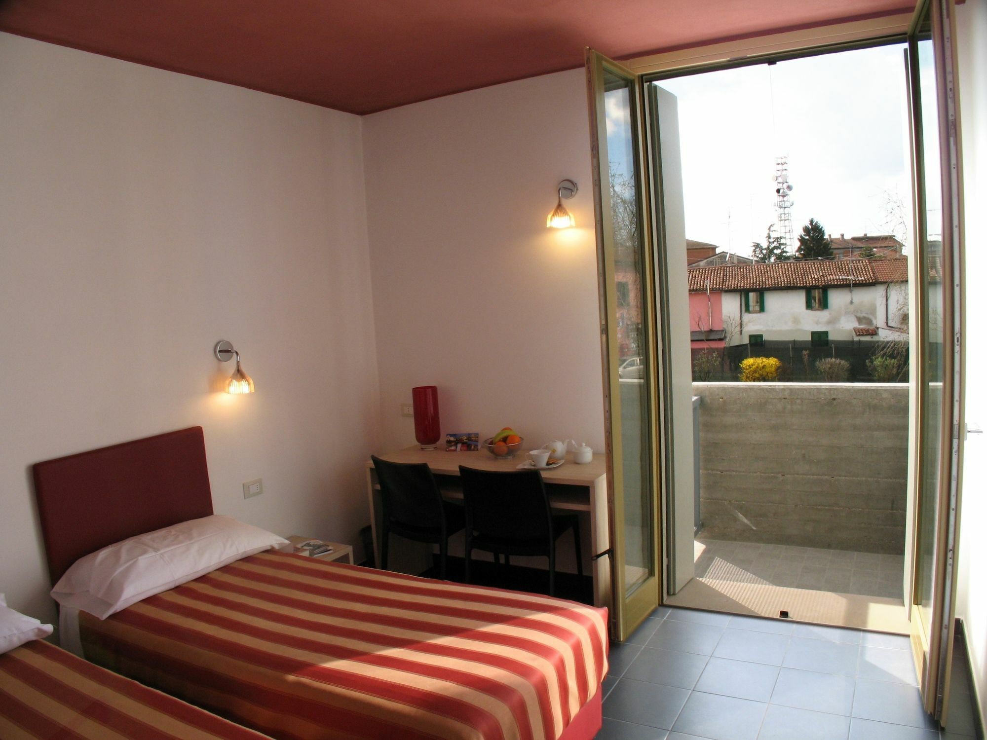 6 Porte Guesthouse Mantova Exterior photo